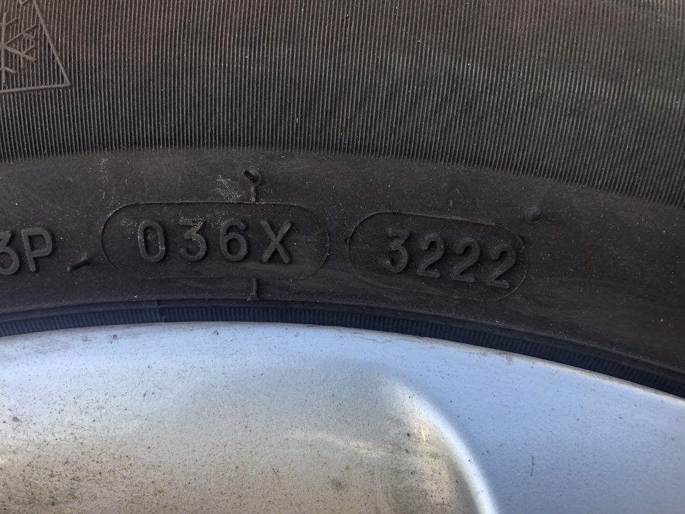Jante 16 + anvelope de iarnă Audi A6 / 225/55 R16