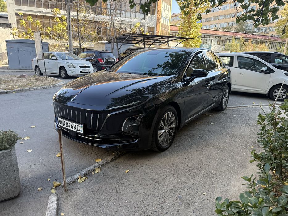 Hongqi eqm 5 в аренду с выкупом