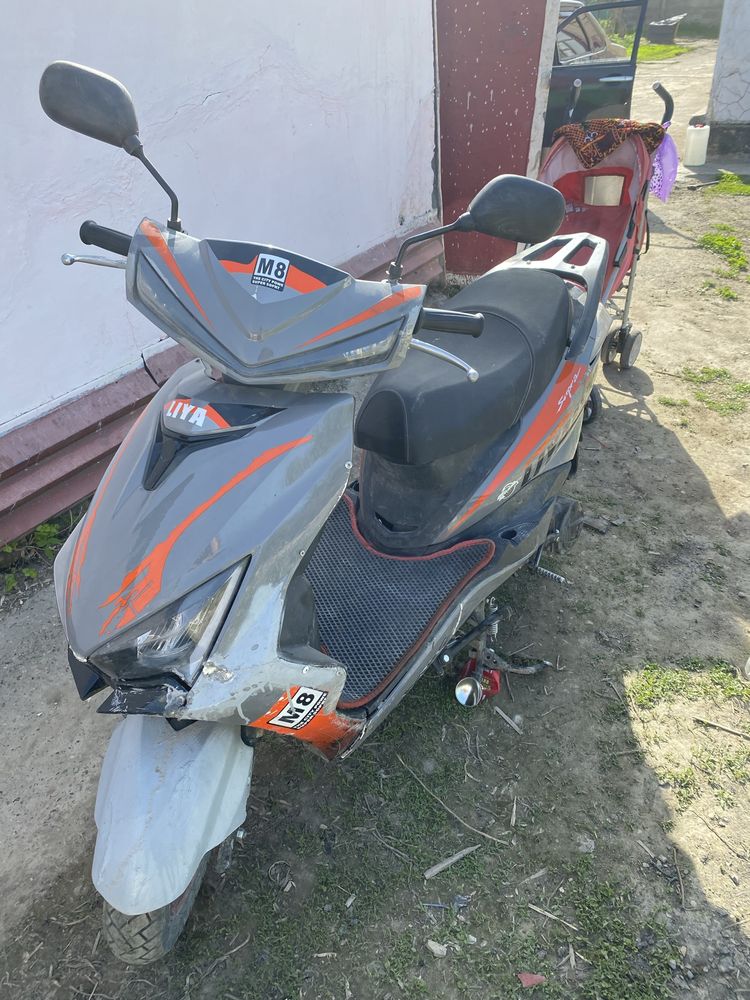 Мопед М8 Lia moto