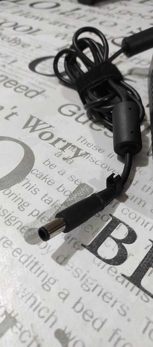 Адаптер за лаптоп ОРИГИНАЛЕН -HP 19V 7.1A 135W Smart ED519AA