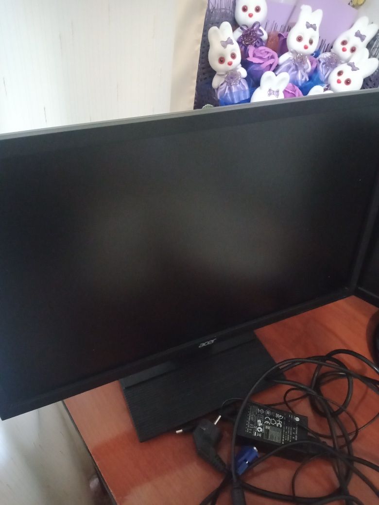Монитор Acer V236HL