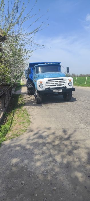 Zil Samasval sotiladi Moscow's