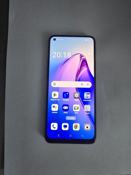 Telefon Oppo Reno 8