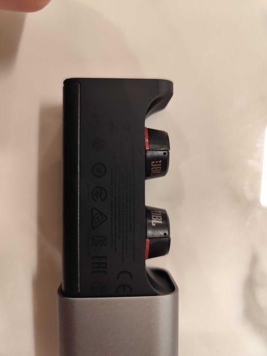 JBL Under Armour слушалки