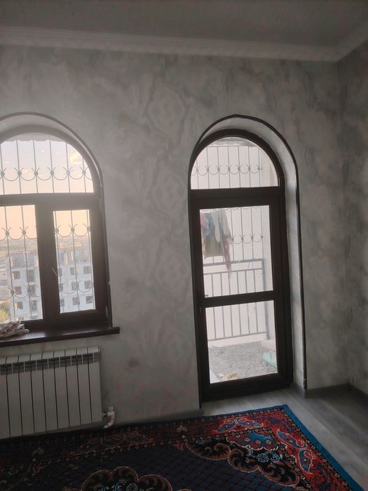 Kvartira sotiladi.
