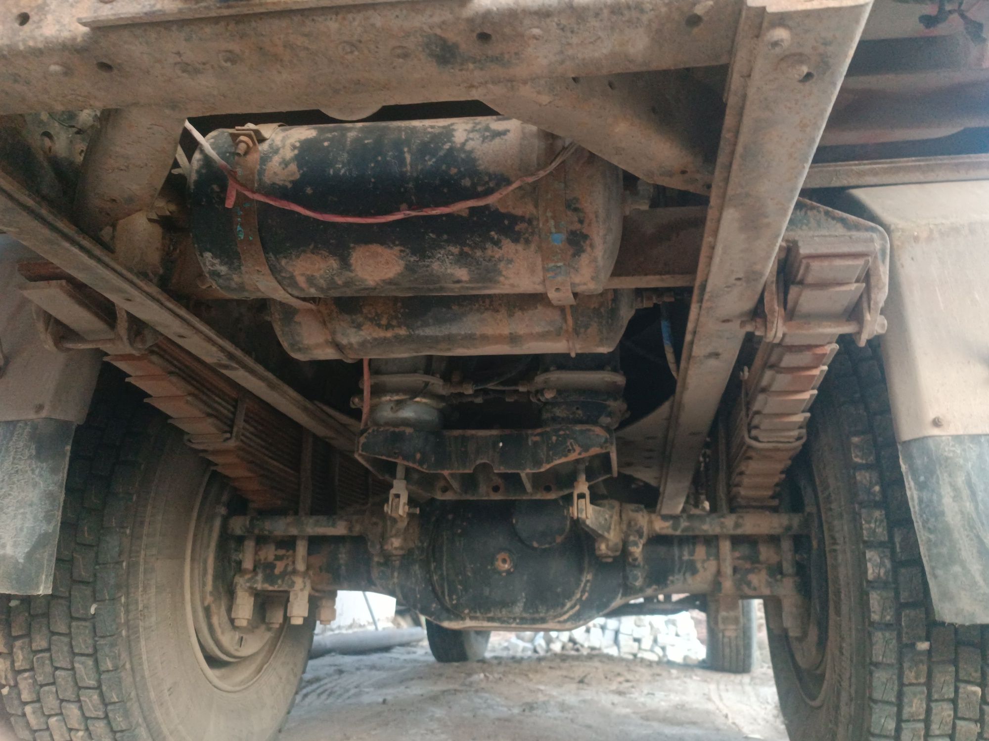 Zil 131  Sotiladi