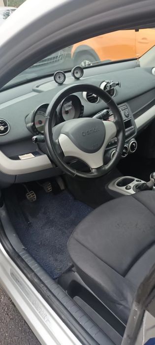 Pinguinul cel fasnet