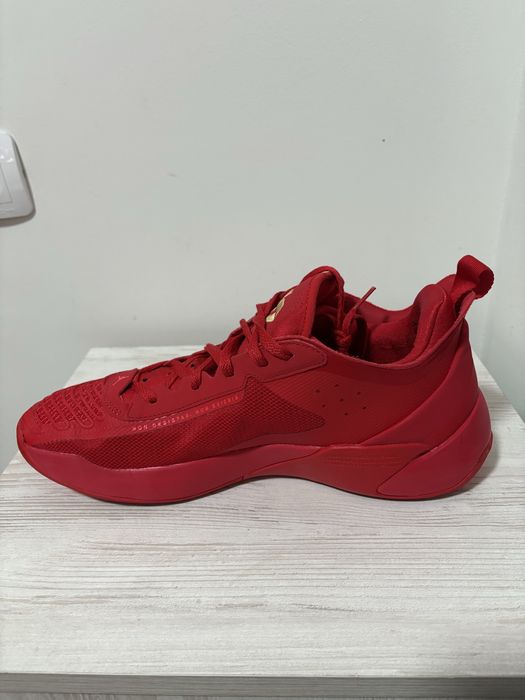 Маратонки Jordan Luka 1