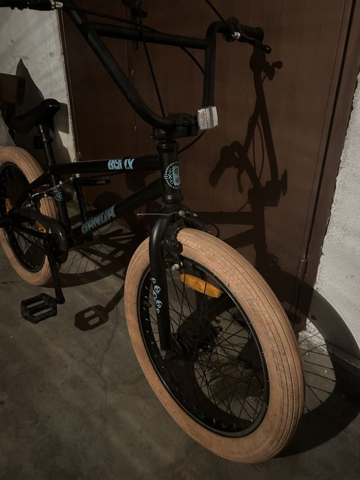 Велосипед BMX Banda bully black matt/teal