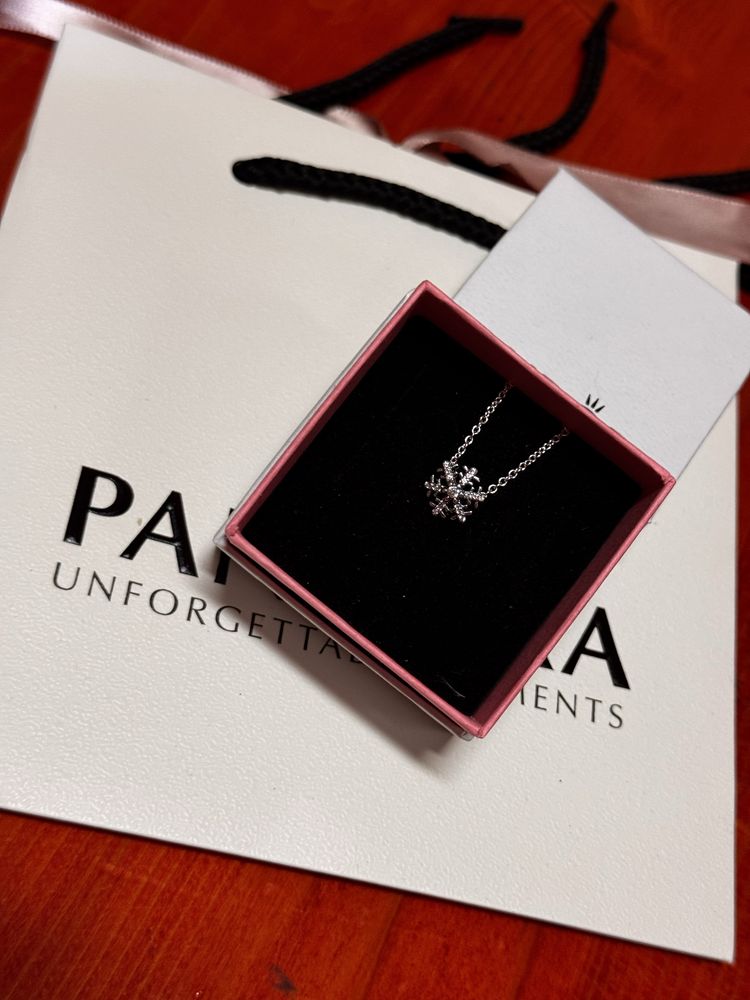 Pandora колие Пандора