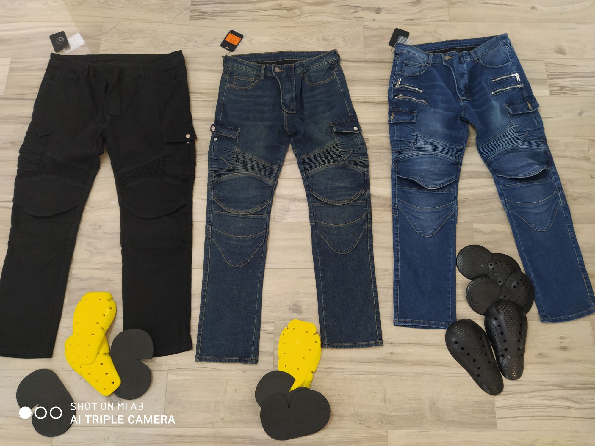 Pantaloni blugi moto