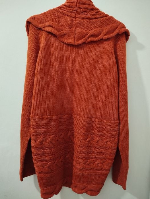 Vand cardigan marime 48
