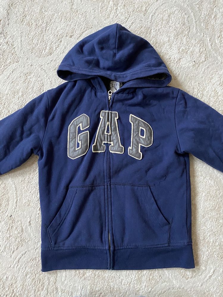 Толстовка с мехом на мальчика GAP