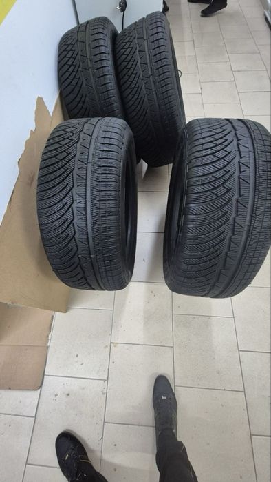 4 зимни гуми Мишелин 245/50/18