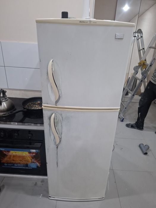 Холодильник LG б/у вас рабочем состоянии