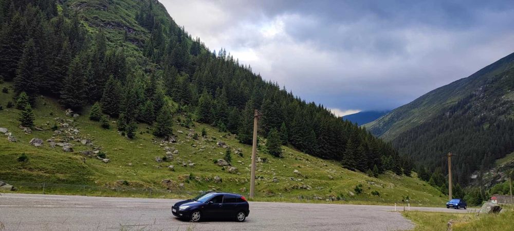 Vând Ford focus 1.6 motor