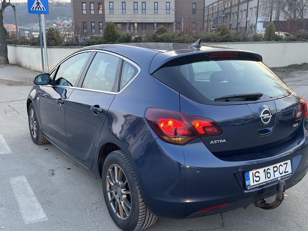 Opel Astra J 1.7Cdti 125cp