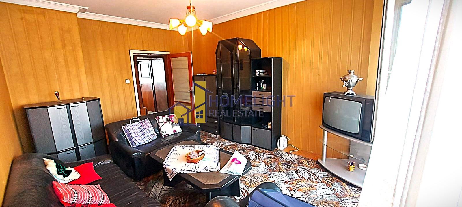 Тристаен апартамент в кв. Младост 1