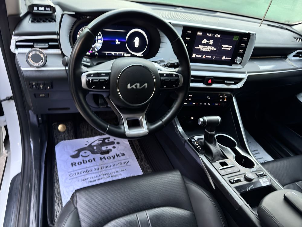 Продам Kia k5 2023г