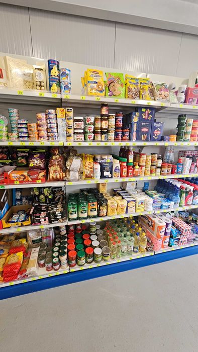 Vand Magazin Alimentar  minimarket complet utilat,cu stoc marfa inclus