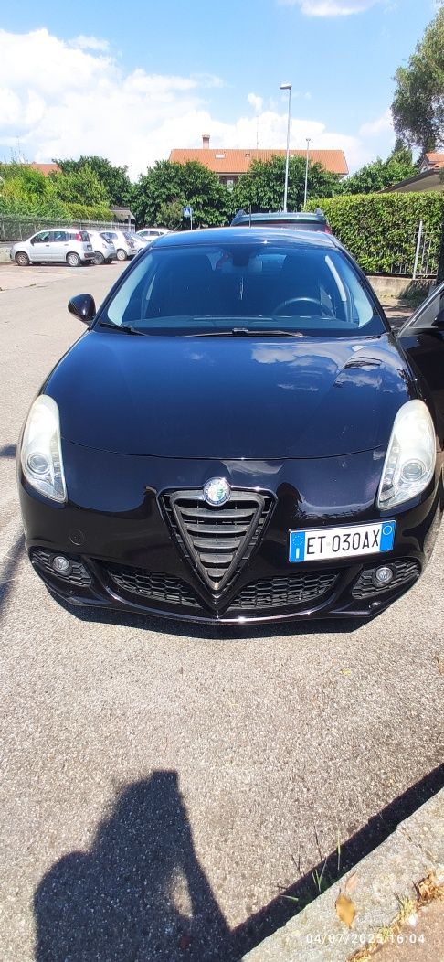 Vând Alfa Romeo Giulietta Distintive