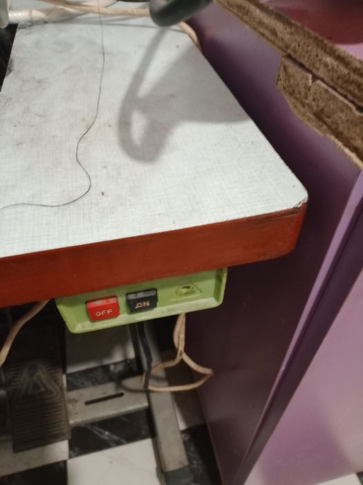 Оверлог трифазен