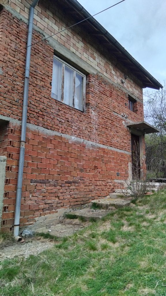 Продава се Къща в с. Дяково, Област Кюстендил - 200 кв.м за 151 €/кв.м - Снимка #1