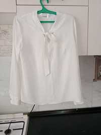 Продам Белый блузку