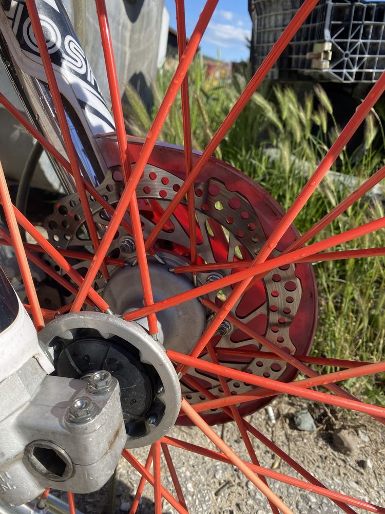 Honda CRF 450r.