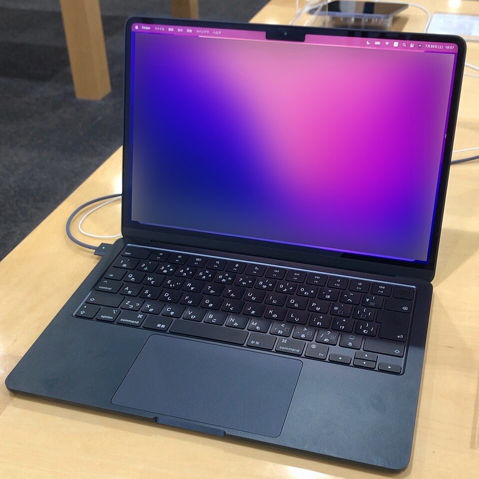 Macbook Air 2024 M3 16 ОЗУ 512 SSD