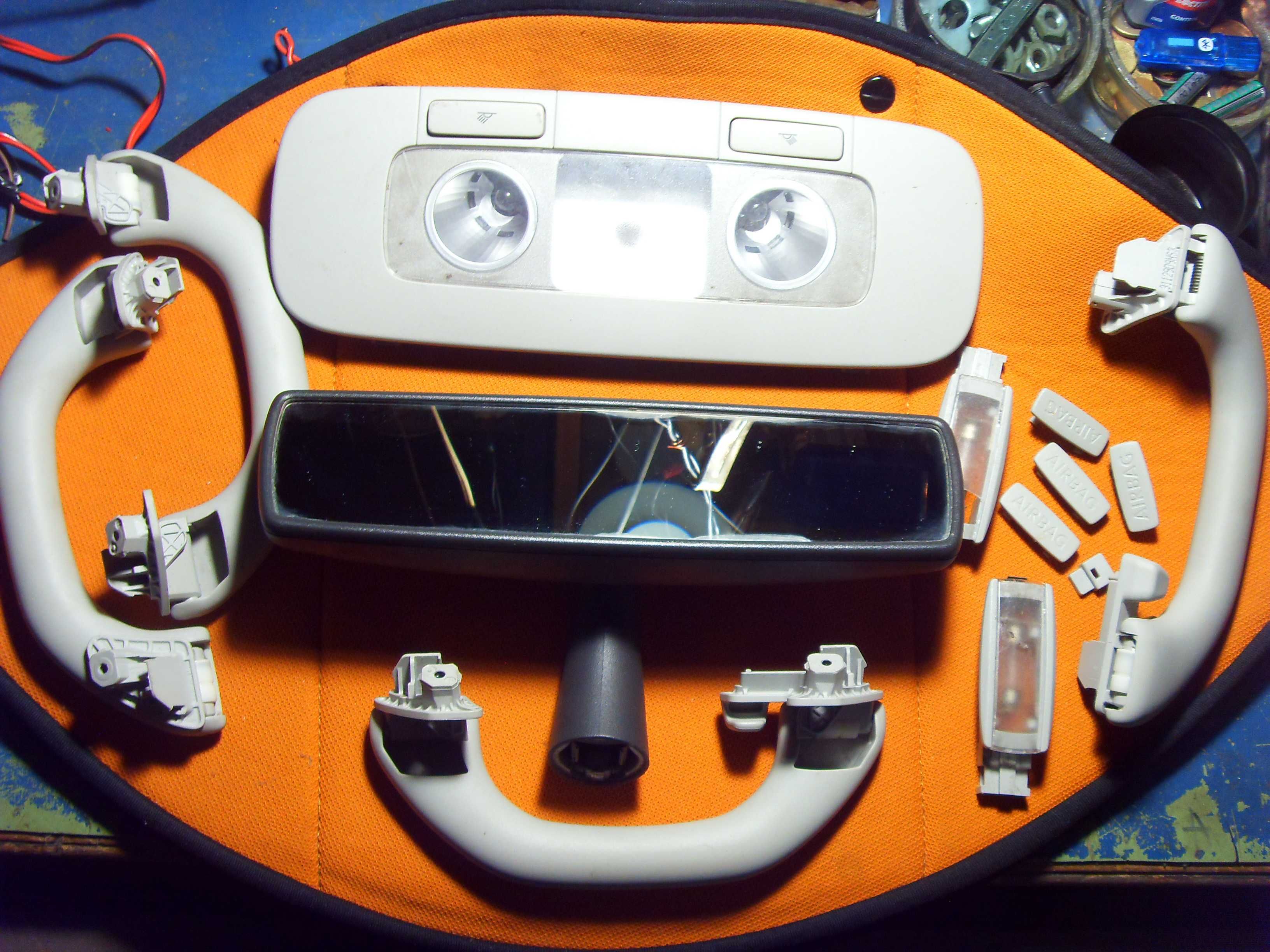 Пежо  и VW Голф 5  на части