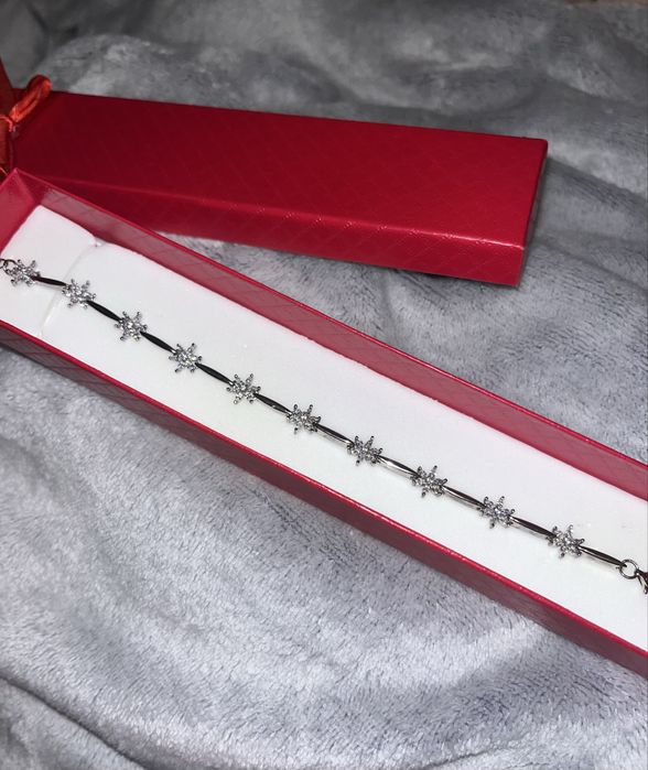 Сребърна гривна 925, с цветя