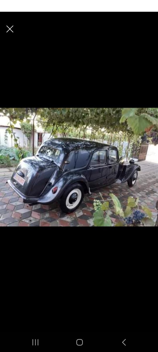 Mașina de epoca Citroen