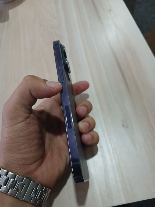 Iphine 14 pro max ideal kar dak bor