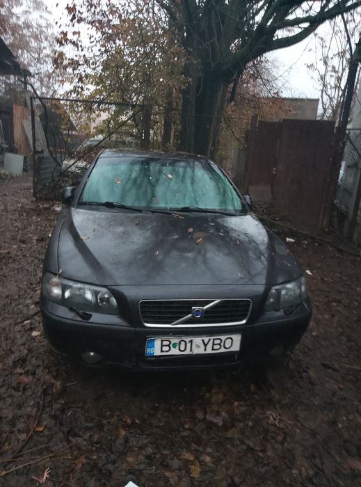 Volvo S60 an 2003 motor 2.4 benzina și gpl