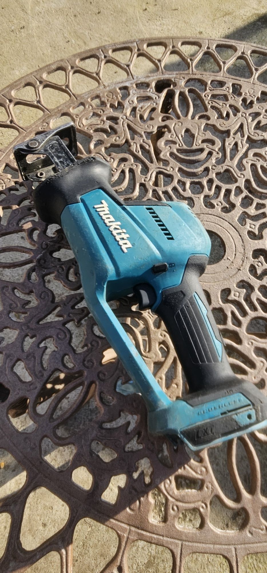 fierastrau makita DJR189
