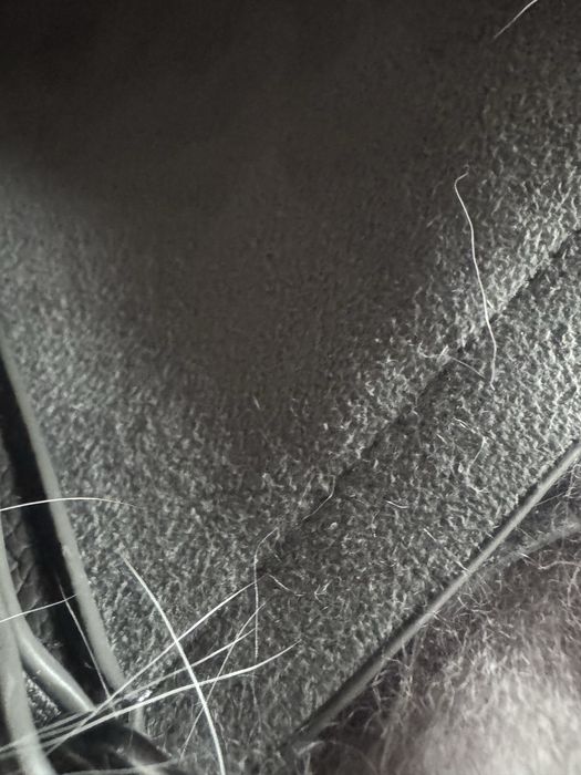 Стилна дамска чанта от естествена кожа и естествен пух