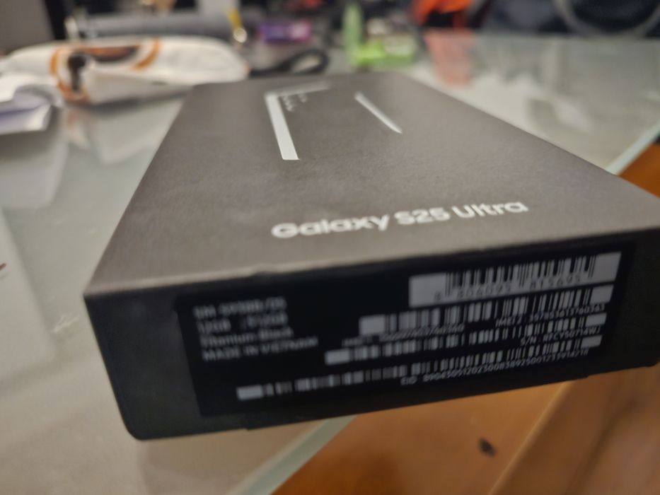 Samsung S25 ultra 12/512 gb