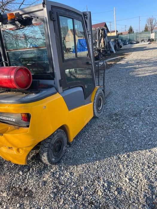 Stivuitor jungheinrich tfg 425