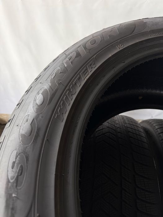 315/40/21 & 275/45/21 Pirelli dot23