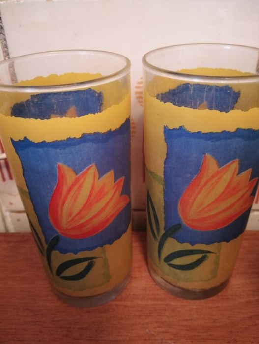 Стаканы стеклянные, чайные пары, бокалы для вина, блюда стеклянные сал