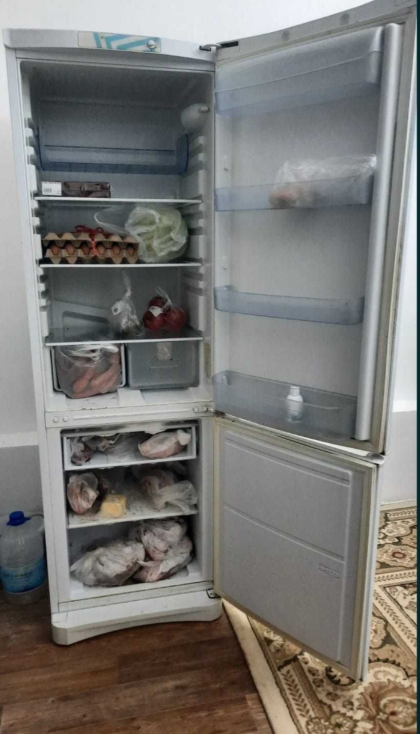 Холодильник INDESIT  ГРЭС. мкр.Куат