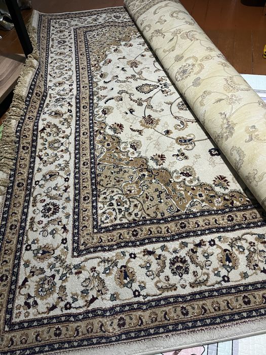 Продам ковер 240. 350 турция