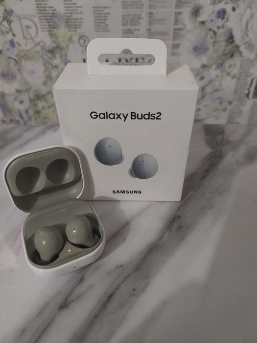 Наушники Galaxy Buds2