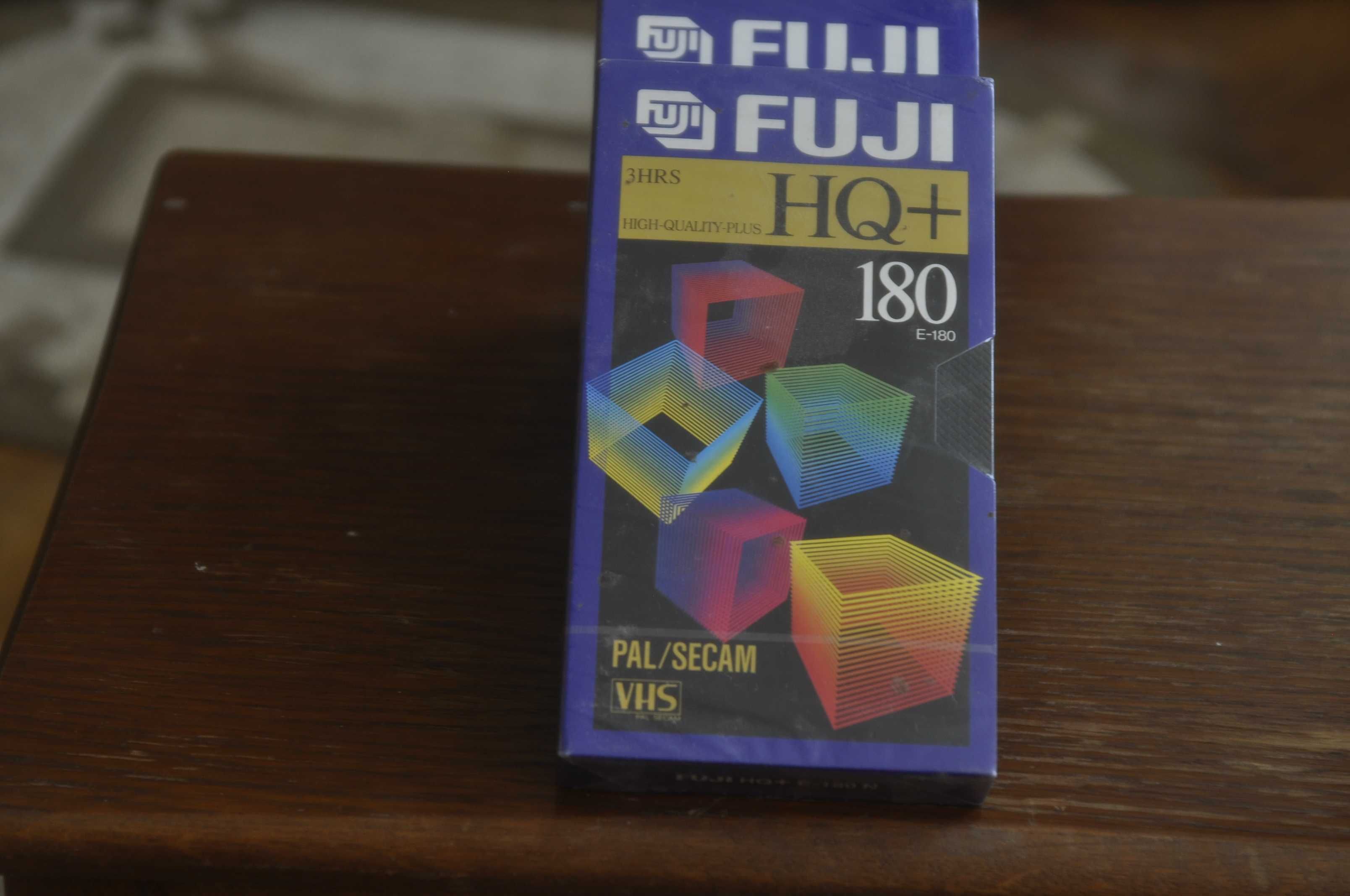 Casete video VHS sigilate Fuji HQ 180 si Panasonic,Basf Kodak E 240