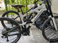 Vand Bicicleta downhill