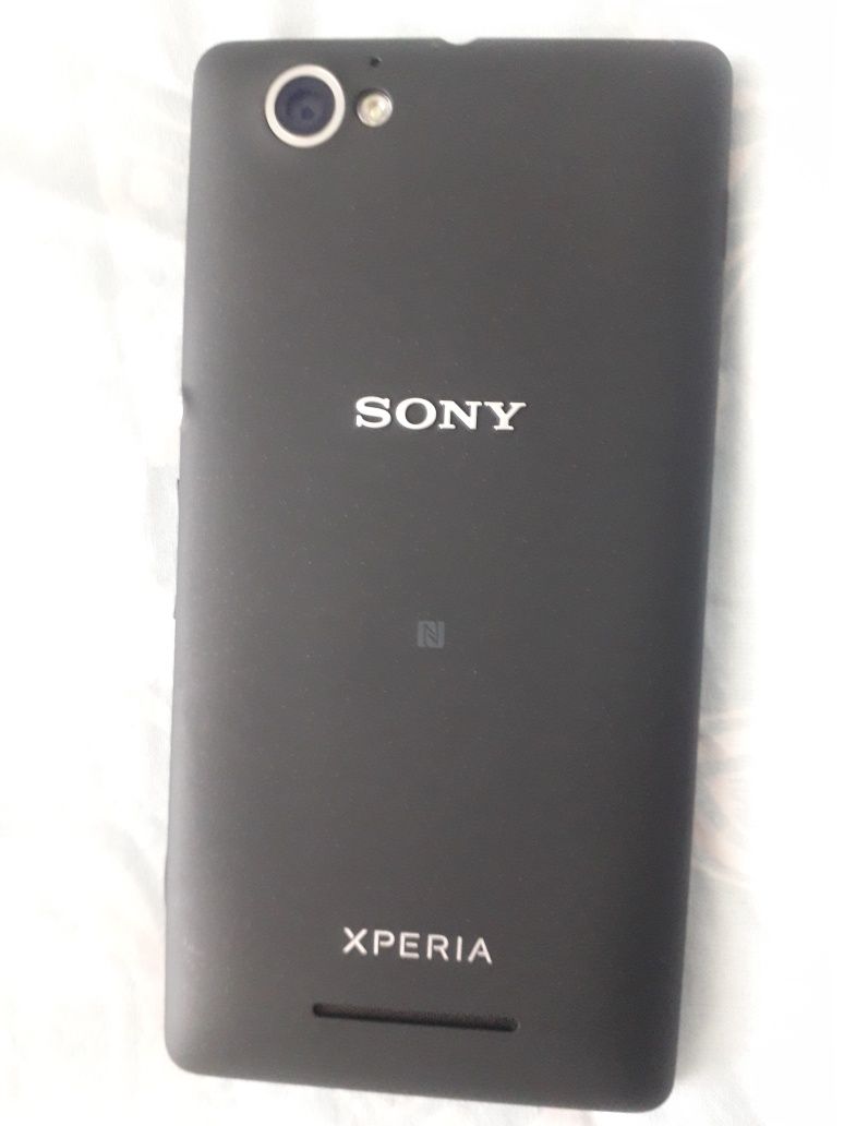 Sony xperia M (C1905)