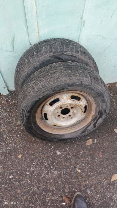 Шины Nokia R 13. Зимние. Б/у.