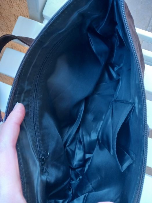 Велурена дамска чанта