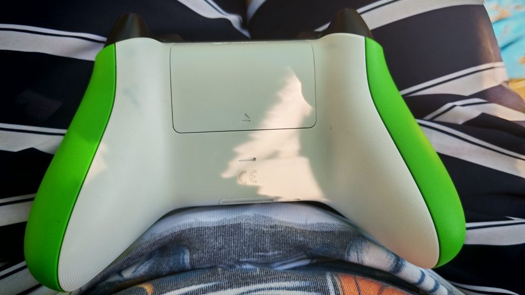 Xbox series S (употребяван/като нов)